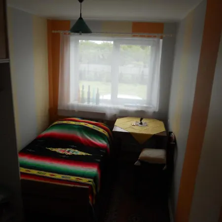 Semesterbostad White Kuressaare